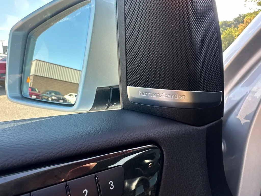 Mercedes-Benz GLE photo 17