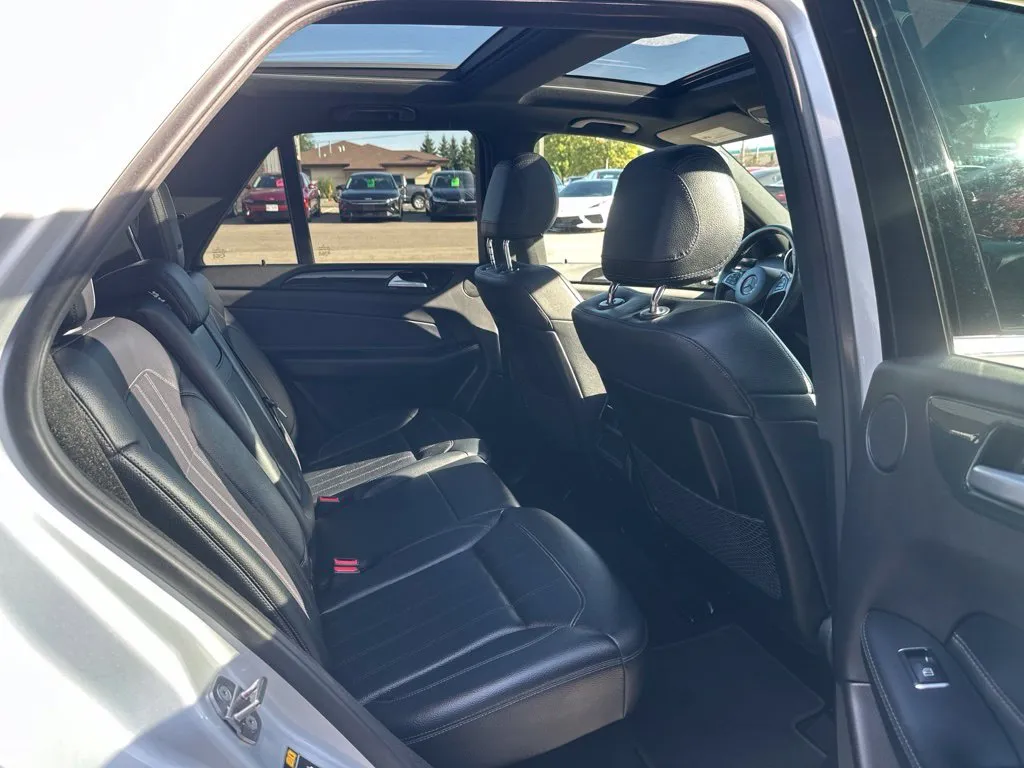 Mercedes-Benz GLE photo 23