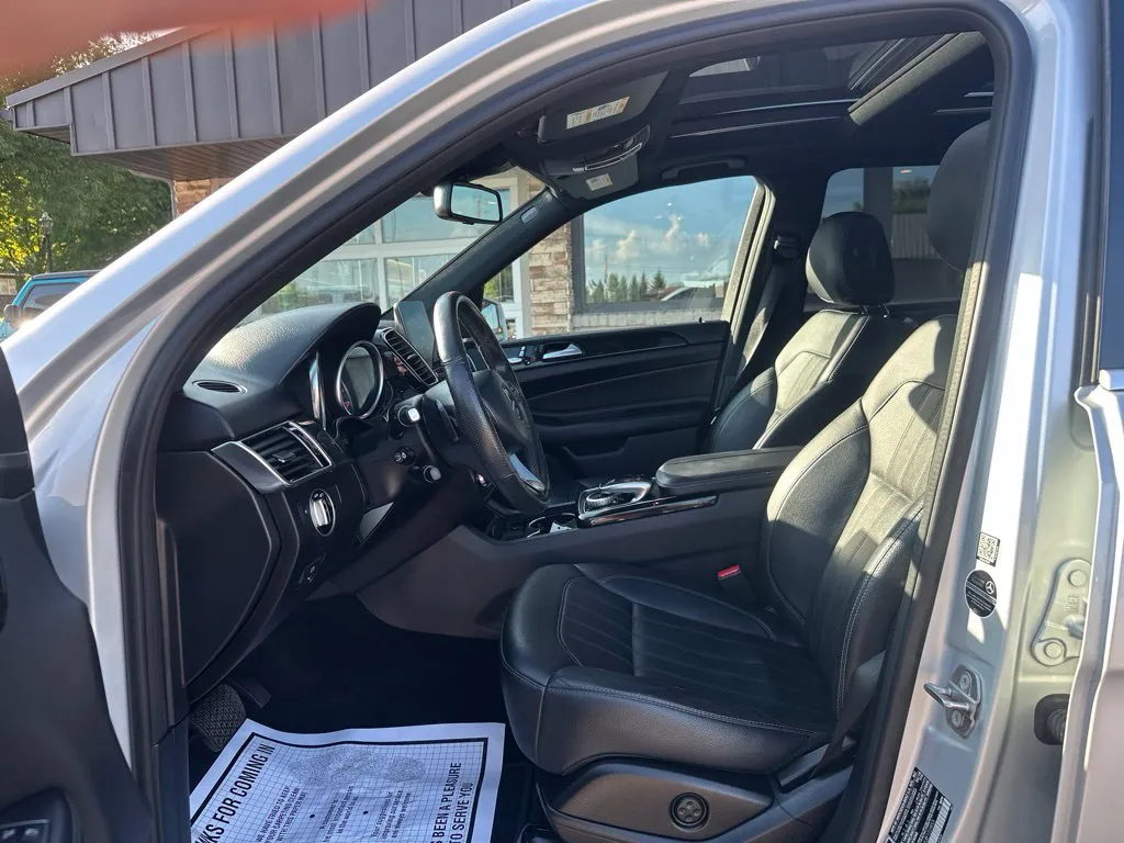Mercedes-Benz GLE photo 3