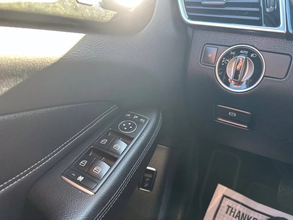 Mercedes-Benz GLE photo 14