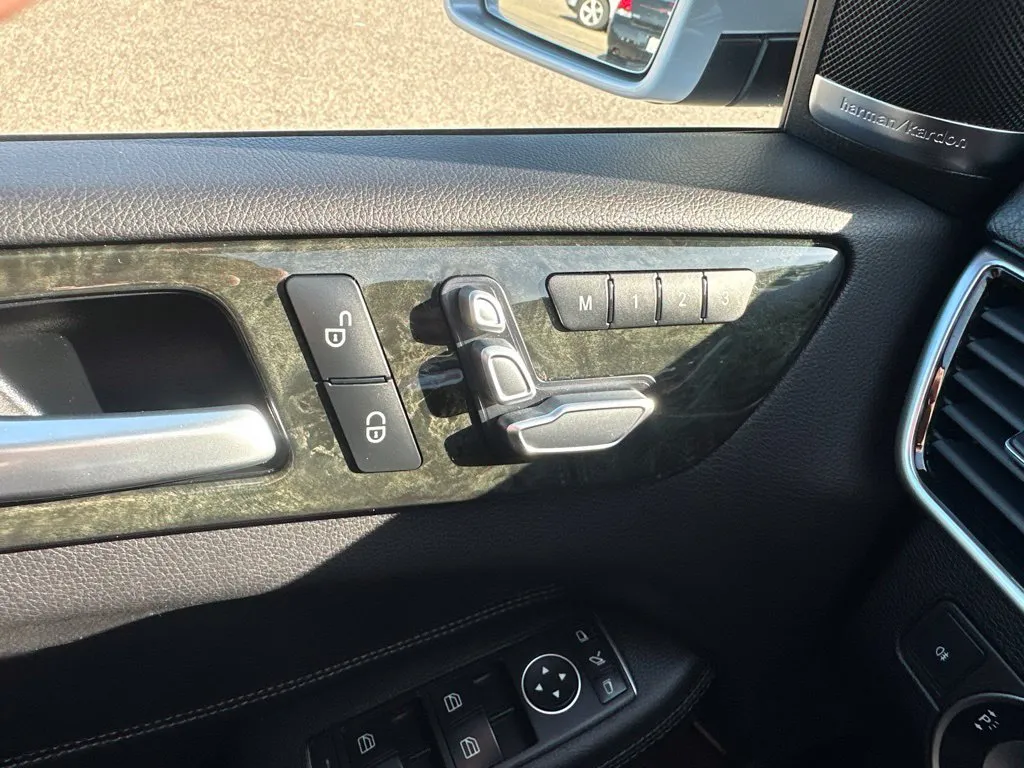 Mercedes-Benz GLE photo 13