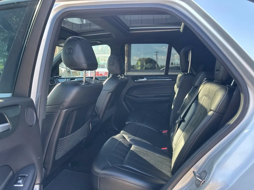 Mercedes-Benz GLE photo 4