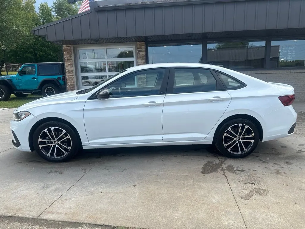 Volkswagen Jetta photo 16