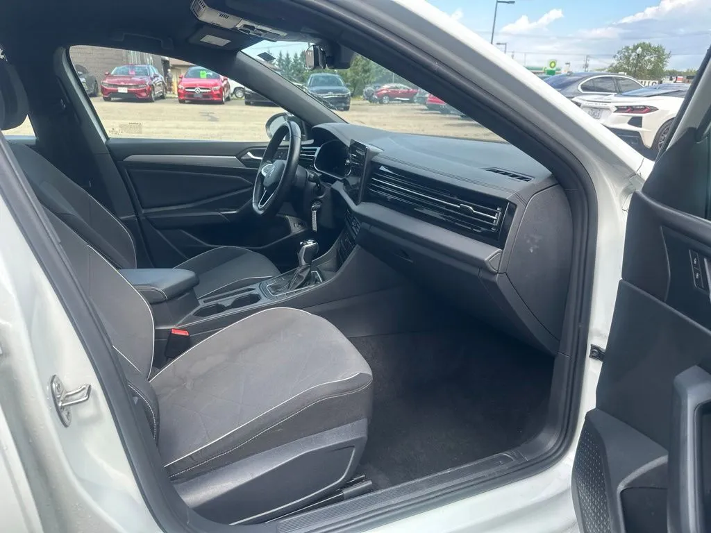 Volkswagen Jetta photo 20