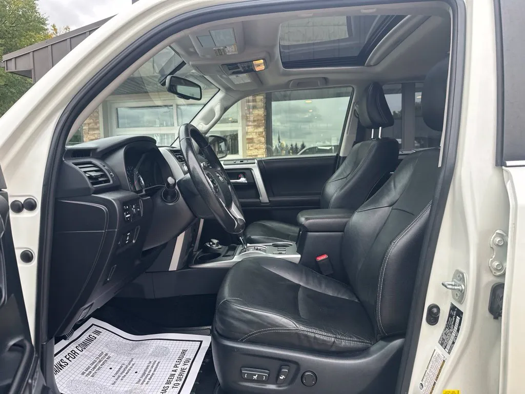 Toyota 4Runner photo 3