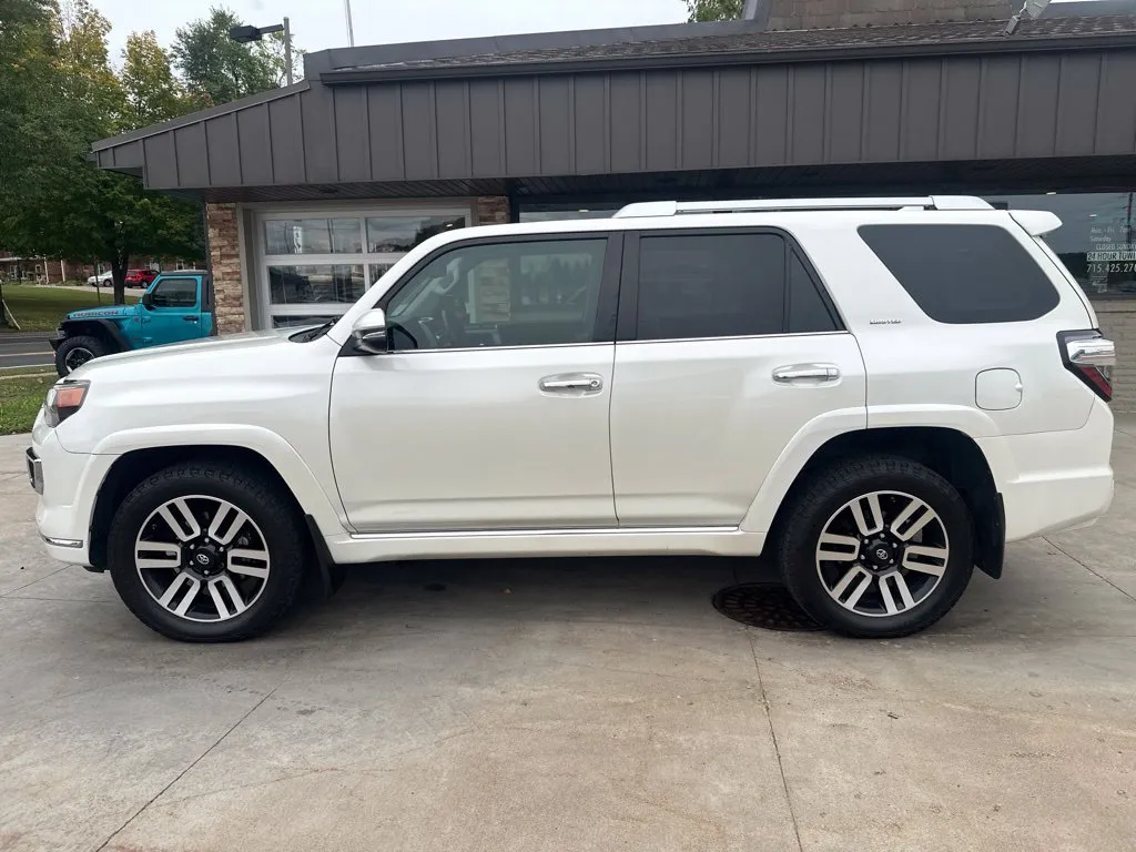 Toyota 4Runner photo 16