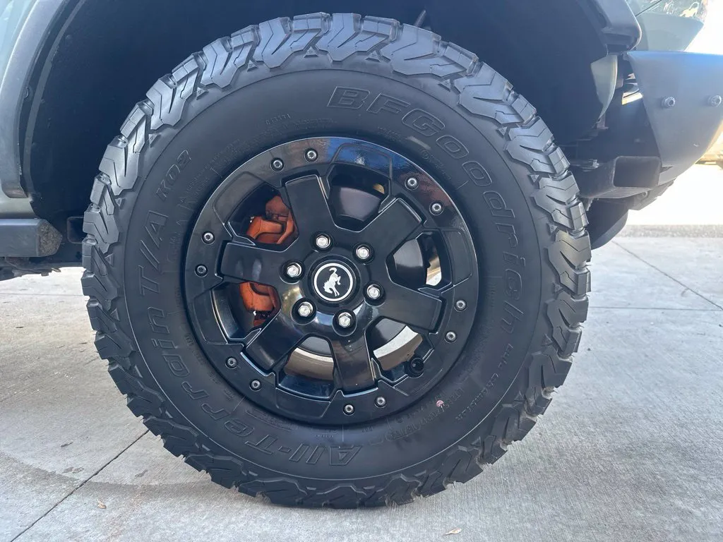 Ford Bronco photo 21