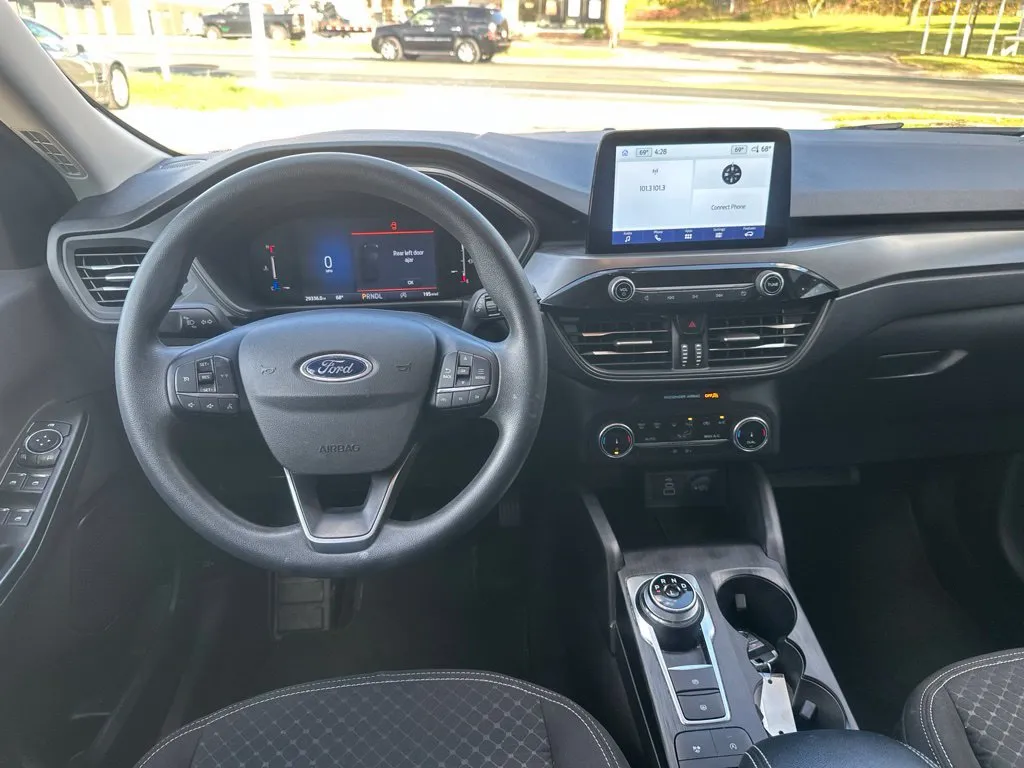 Ford Escape photo 5