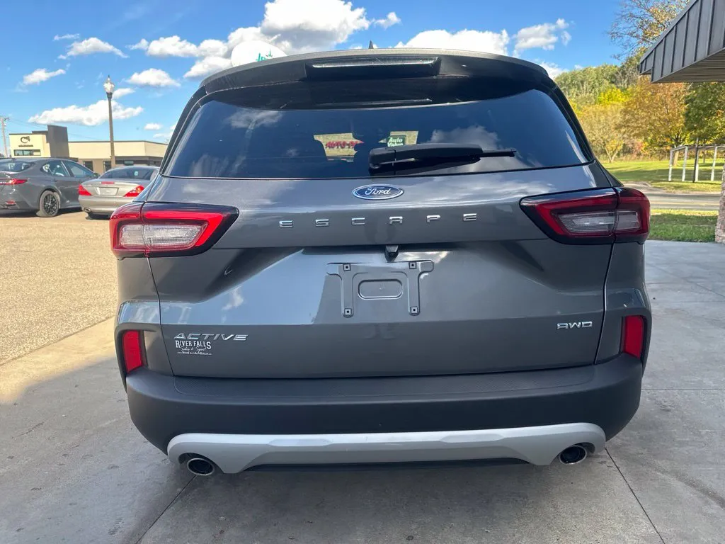 Ford Escape photo 22