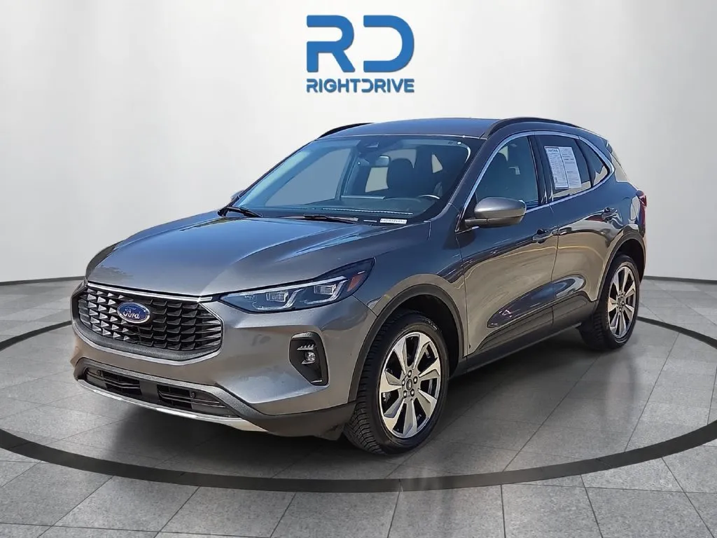 2025 Ford Escape Platinum thumbnail 6