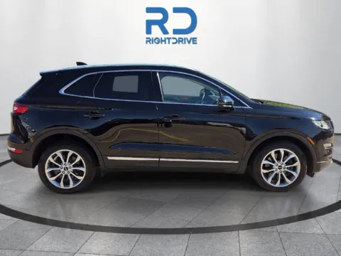 Photos of 2019 Lincoln MKC Select for sale in Fort Worth, TX at RightDrive Fort Worth