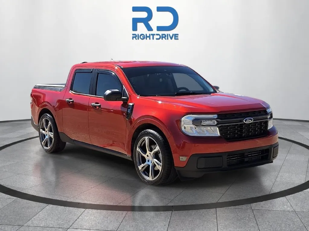 Red 2024 Ford Maverick XLT for sale in Fort Worth, TX