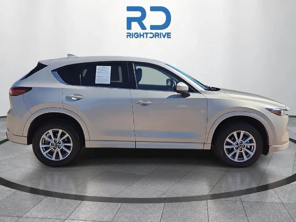 2025 Mazda CX-5 2.5 S Preferred Package thumbnail 2