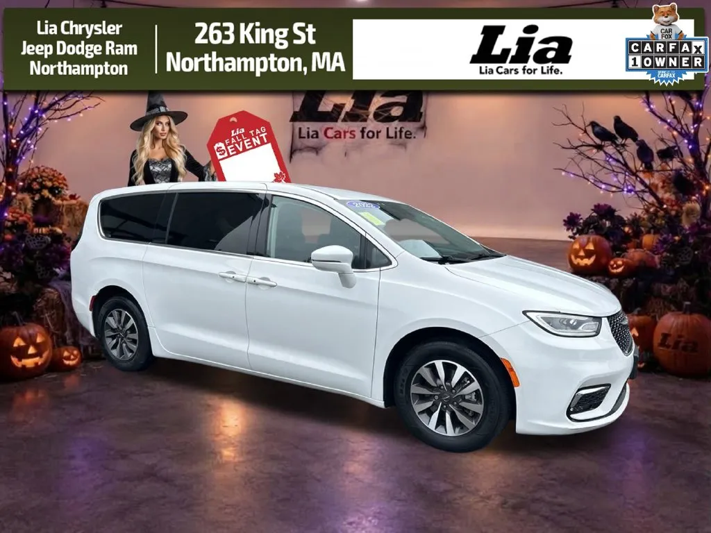2022 Chrysler Pacifica Hybrid Touring L