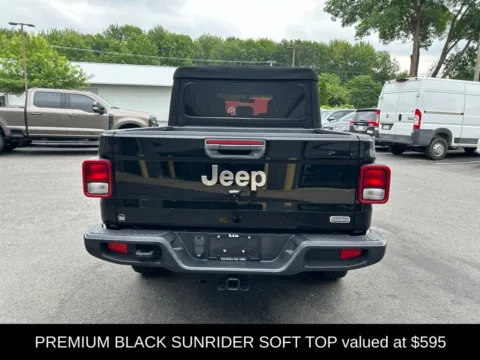 More photos of 2022 Jeep Gladiator Overland at Lia Chrysler Jeep Dodge Ram Northampton, MA