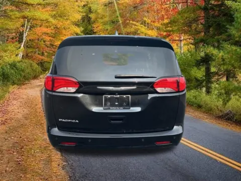More photos of 2017 Chrysler Pacifica Touring at Lia Chrysler Jeep Dodge Ram Northampton, MA