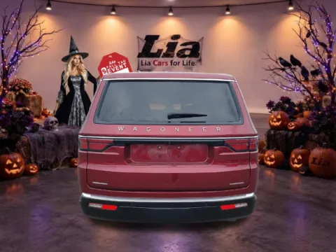 More photos of 2022 Jeep Wagoneer Series II at Lia Chrysler Jeep Dodge Ram Northampton, MA