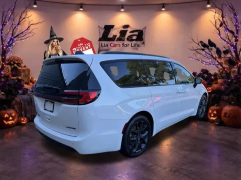Another view of 2025 Chrysler Pacifica Limited for sale in Northampton, MA at Lia Chrysler Jeep Dodge Ram Northampton