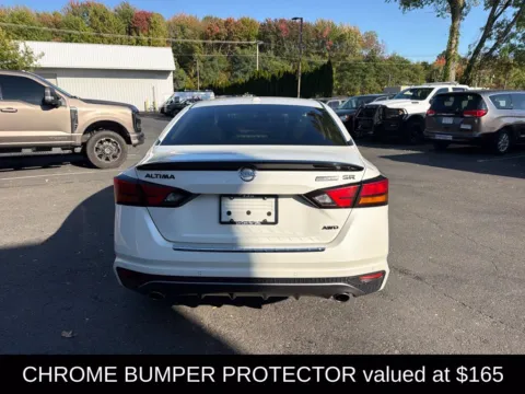 More photos of 2022 Nissan Altima 2.5 SR at Lia Chrysler Jeep Dodge Ram Northampton, MA