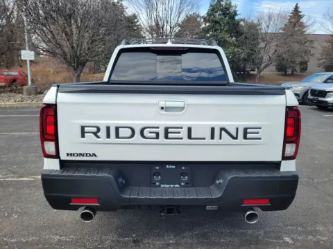 More photos of 2026 Honda Ridgeline RTL at Lia Honda Albany, NY