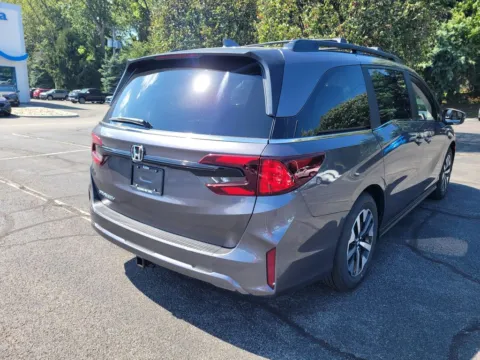 Another view of 2026 Honda Odyssey EX-L for sale in Albany, NY at Lia Honda Albany