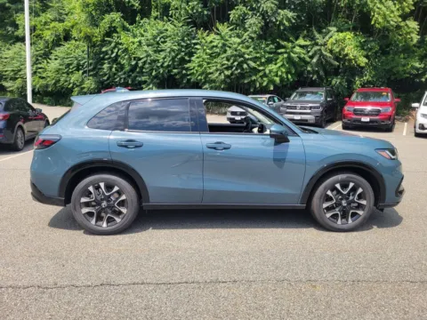 Photos of 2027 Honda HR-V EX-L for sale in Albany, NY at Lia Honda Albany