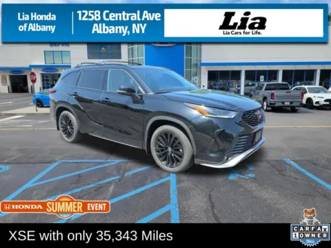 Black 2023 Toyota Highlander XSE for sale in Albany, NY