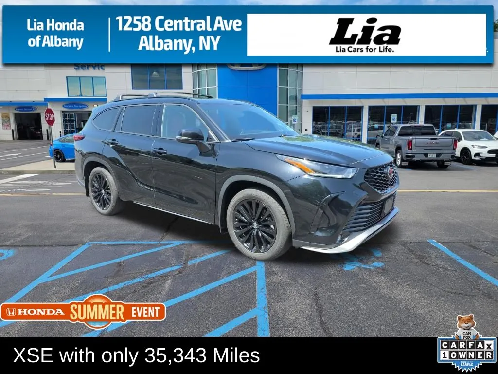 Black 2023 Toyota Highlander XSE for sale in Albany, NY