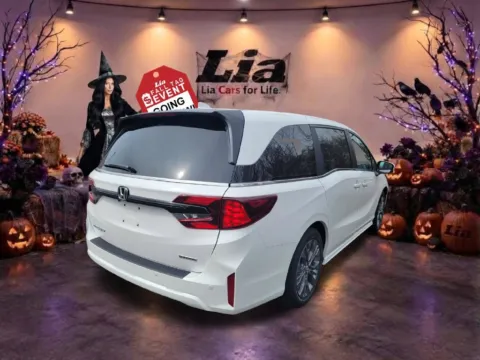 Another view of 2026 Honda Odyssey Touring for sale in Albany, NY at Lia Honda Albany