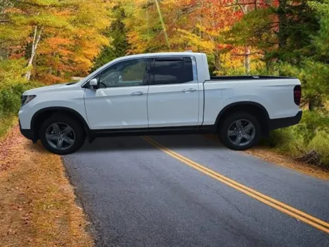 More photos of 2023 Honda Ridgeline RTL-E at Lia Honda Albany, NY