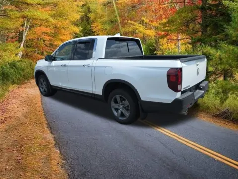 More photos of 2023 Honda Ridgeline RTL-E at Lia Honda Albany, NY