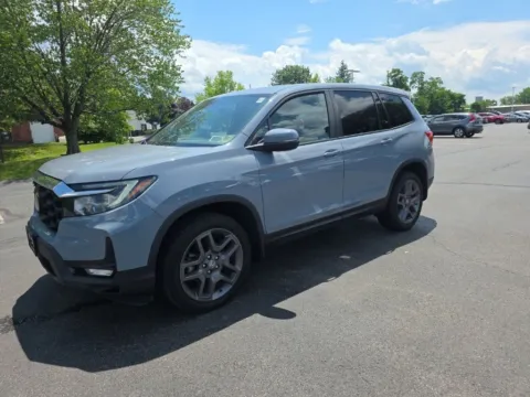 More photos of 2022 Honda Passport EX-L at Lia Honda Albany, NY
