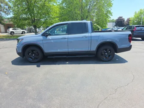 More photos of 2025 Honda Ridgeline Black Edition at Lia Honda Albany, NY