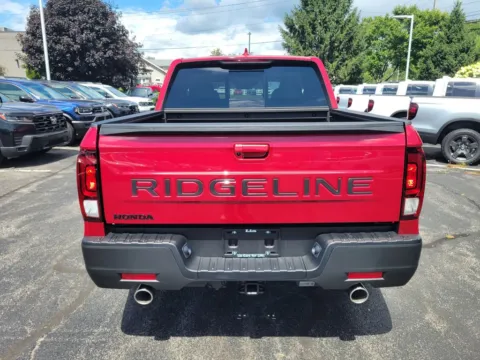 More photos of 2026 Honda Ridgeline RTL at Lia Honda Albany, NY