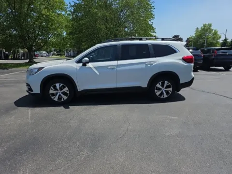 More photos of 2019 Subaru Ascent Premium at Lia Honda Albany, NY