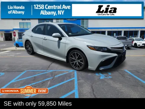 White 2023 Toyota Camry SE for sale in Albany, NY