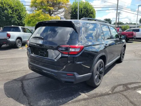Another view of 2026 Honda Pilot Black Edition for sale in Albany, NY at Lia Honda Albany