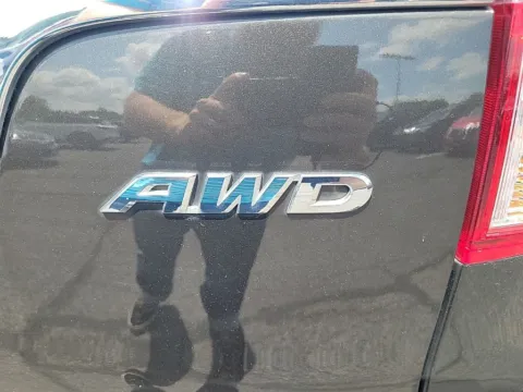 More photos of 2015 Honda CR-V LX at Lia Honda Albany, NY