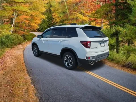 More photos of 2023 Honda Passport TrailSport at Lia Honda Albany, NY