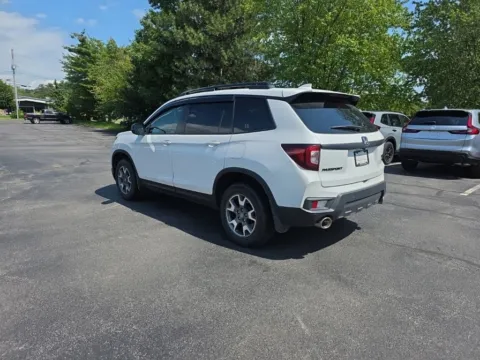 More photos of 2023 Honda Passport TrailSport at Lia Honda Albany, NY