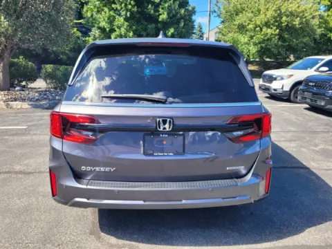 More photos of 2027 Honda Odyssey Touring at Lia Honda Albany, NY
