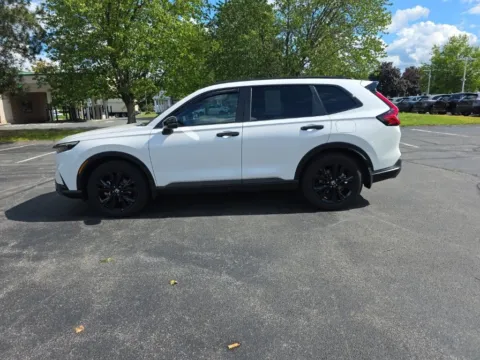 More photos of 2025 Honda CR-V Hybrid Sport Touring at Lia Honda Albany, NY