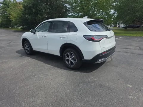 More photos of 2024 Honda HR-V EX-L at Lia Honda Albany, NY