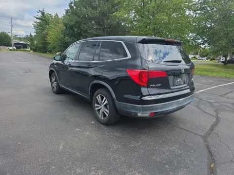 More photos of 2016 Honda Pilot EX-L at Lia Honda Albany, NY