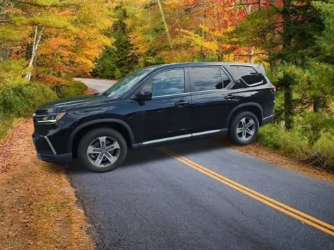 More photos of 2023 Honda Pilot EX-L at Lia Honda Albany, NY