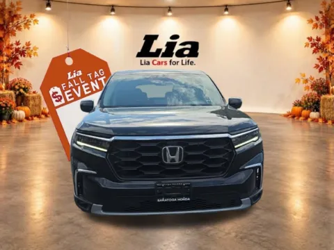 Photos of 2023 Honda Pilot EX-L for sale in Albany, NY at Lia Honda Albany