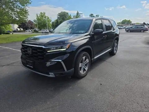 Another view of 2023 Honda Pilot EX-L for sale in Albany, NY at Lia Honda Albany