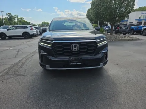 Photos of 2023 Honda Pilot EX-L for sale in Albany, NY at Lia Honda Albany