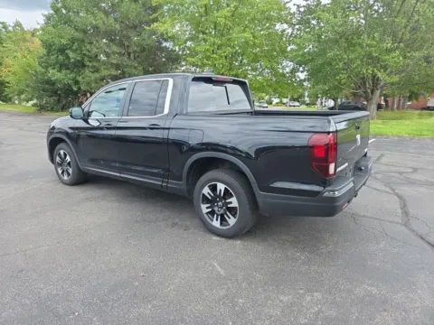 More photos of 2020 Honda Ridgeline RTL at Lia Honda Albany, NY