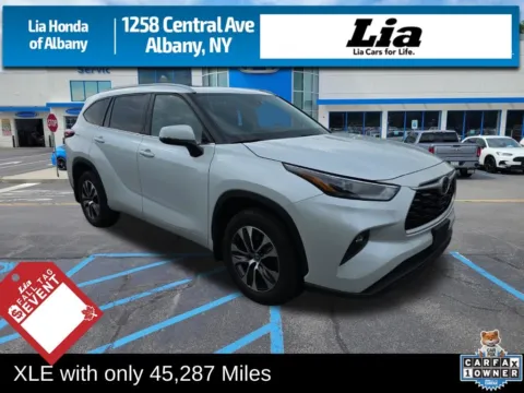 White 2022 Toyota Highlander XLE for sale in Albany, NY